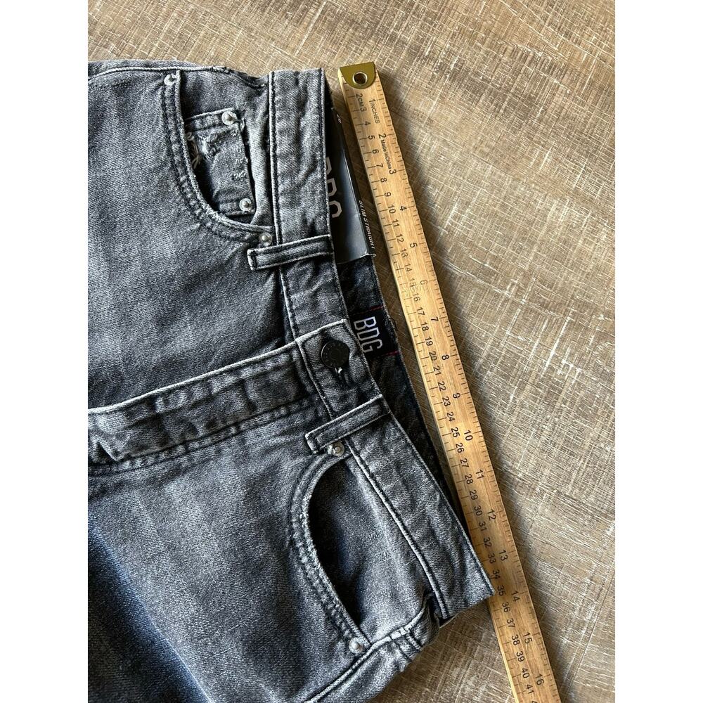 ▶️ BDG Urban Outfitters Button Fly Straight Jeans Womens 26 Gray Distressed NWT - Picture 9 of 12